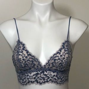 Cosabella—Navy & Ivory Floral Lace Bralette